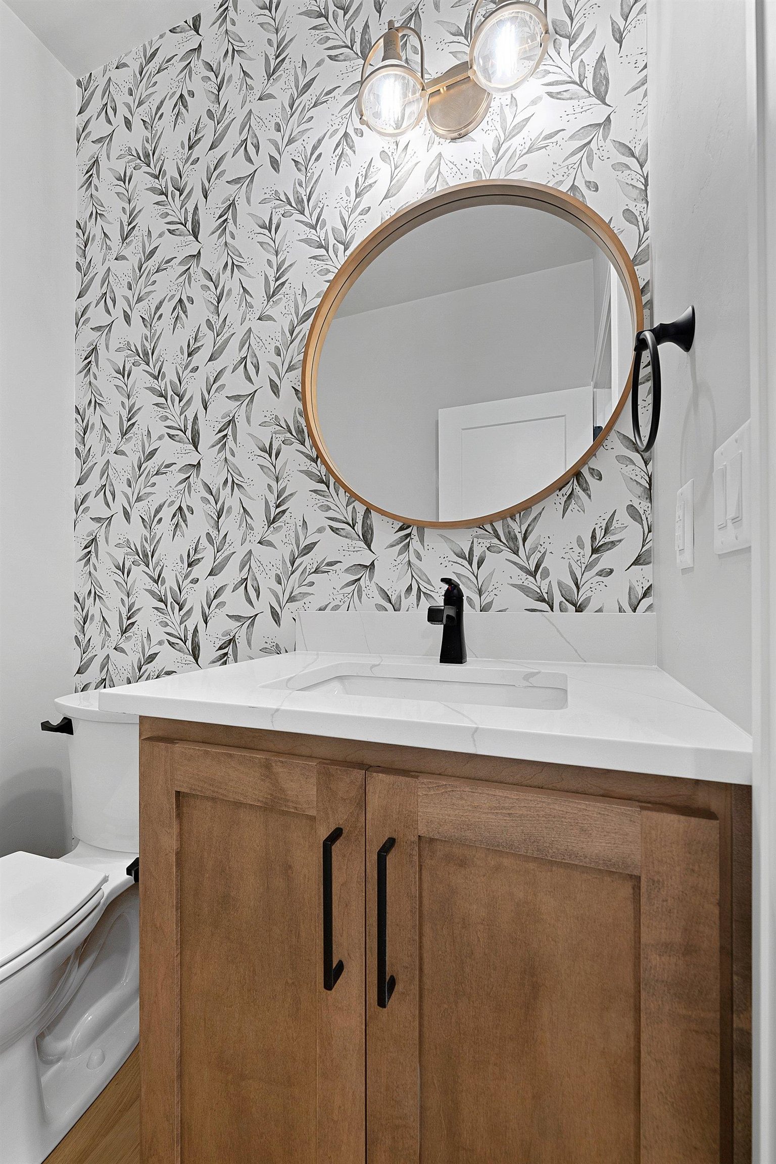 4113 Blackberry Ridge Court Oneida, WI 54155 - Photo 12 of 80