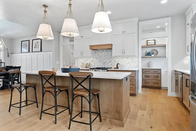 $1,190,000 | 4113 Blackberry Ridge Court, Oneida, WI 54155