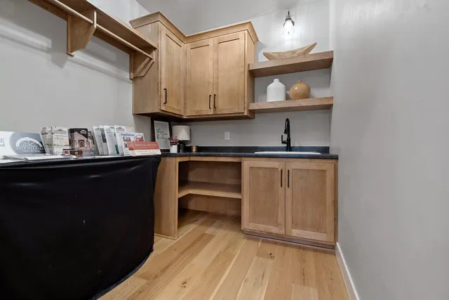 $1,190,000 | 4113 Blackberry Ridge Court, Oneida, WI 54155