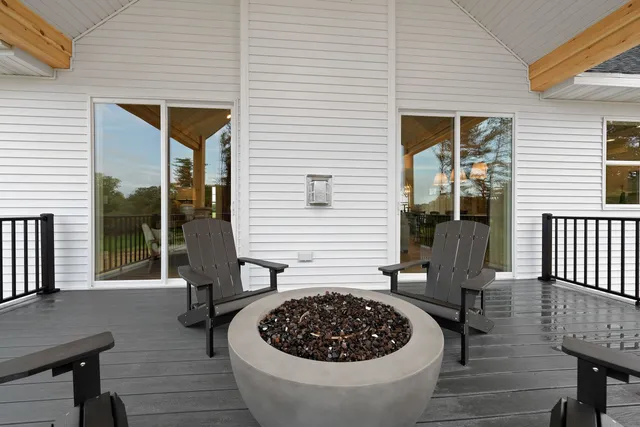 $1,190,000 | 4113 Blackberry Ridge Court, Oneida, WI 54155