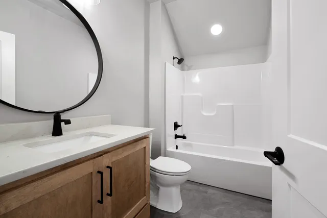 $1,190,000 | 4113 Blackberry Ridge Court, Oneida, WI 54155