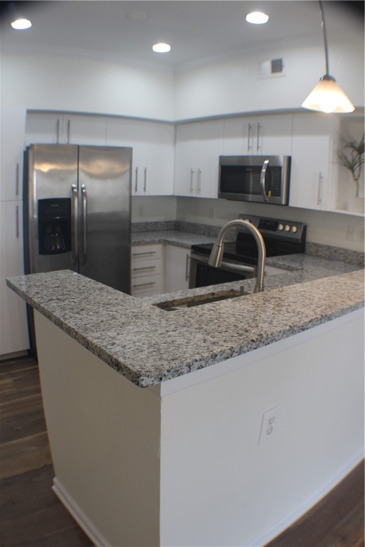 11203 Ranch Road 2222, Unit 1106 Austin, TX 78732 - Photo 9 of 18