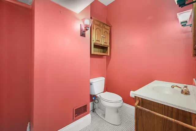 $499,900 | 10196 Highway 48, Aurora, IN 47001