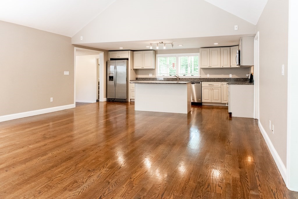156 Dudley Road Oxford, MA 01540 - Photo 15 of 40 Gallery Image 15