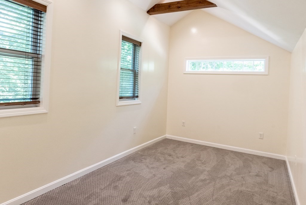 156 Dudley Road Oxford, MA 01540 - Photo 36 of 40 Gallery Image 36