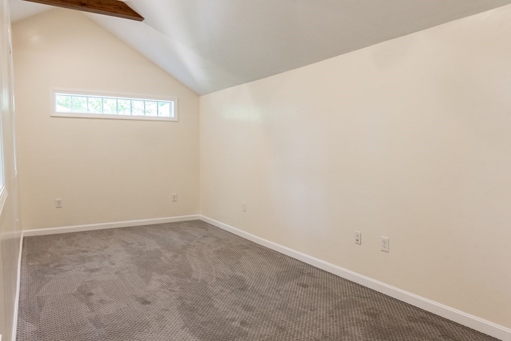 156 Dudley Road Oxford, MA 01540 - Photo 37 of 40 Gallery Image 37
