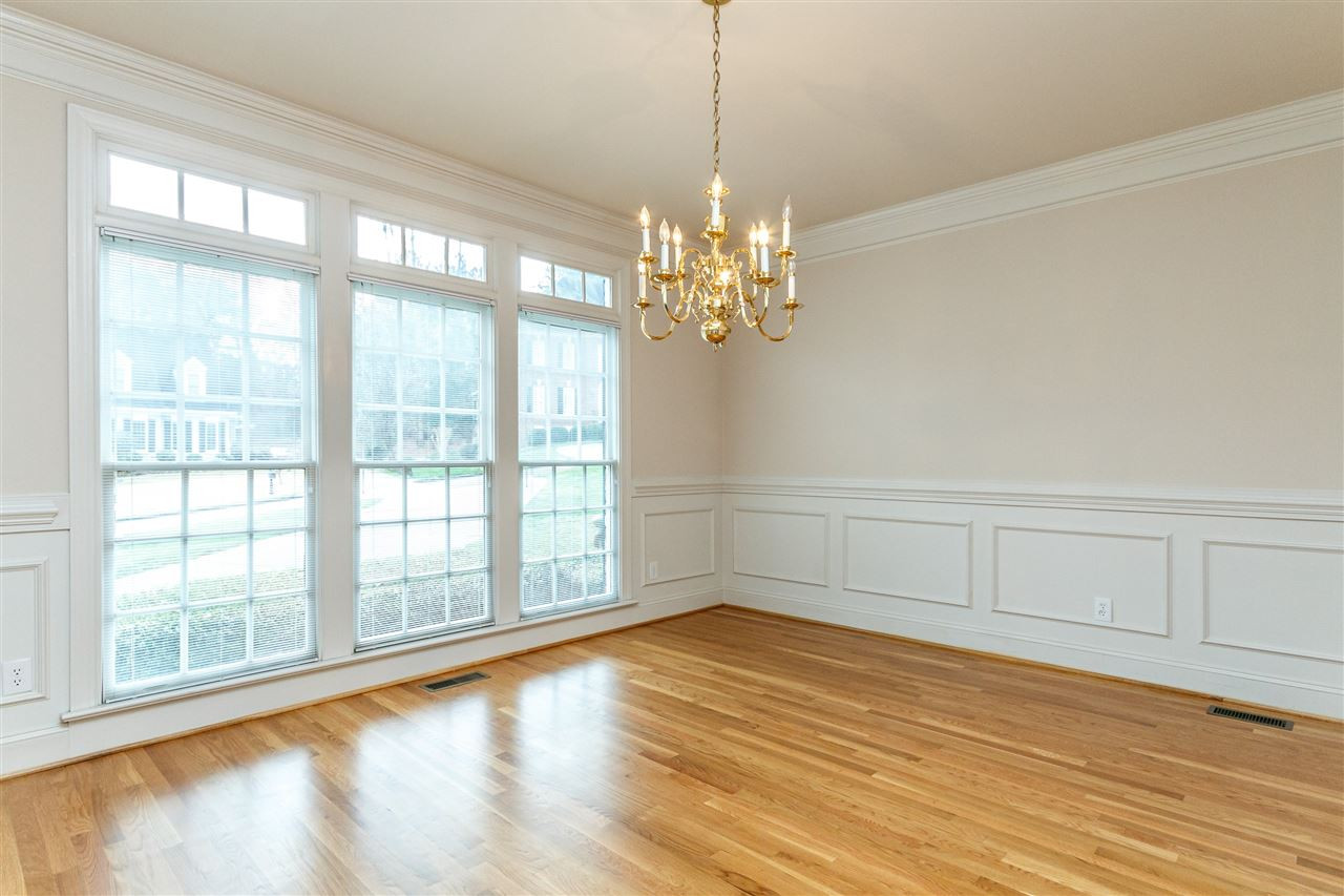 3909 Hemsbury Way Raleigh, NC 27612 - Photo 5 of 30 Dining Room