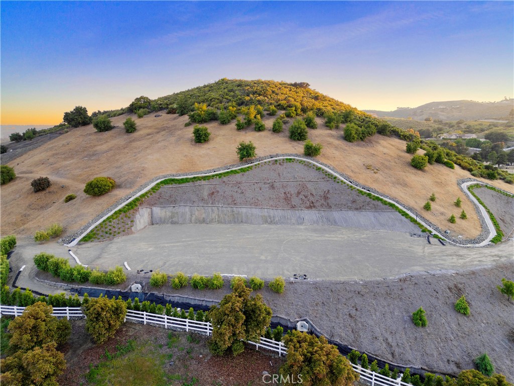 35322 Avenida La Cresta Murrieta, CA 92562 - Photo 10 of 27