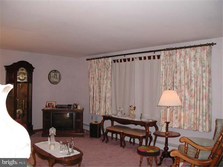 3 Estate Road Boyertown, PA 19512 - Photo 2 of 14 Gallery Image 2
