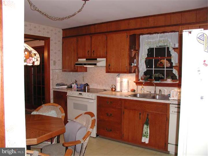 3 Estate Road Boyertown, PA 19512 - Photo 4 of 14 Gallery Image 4