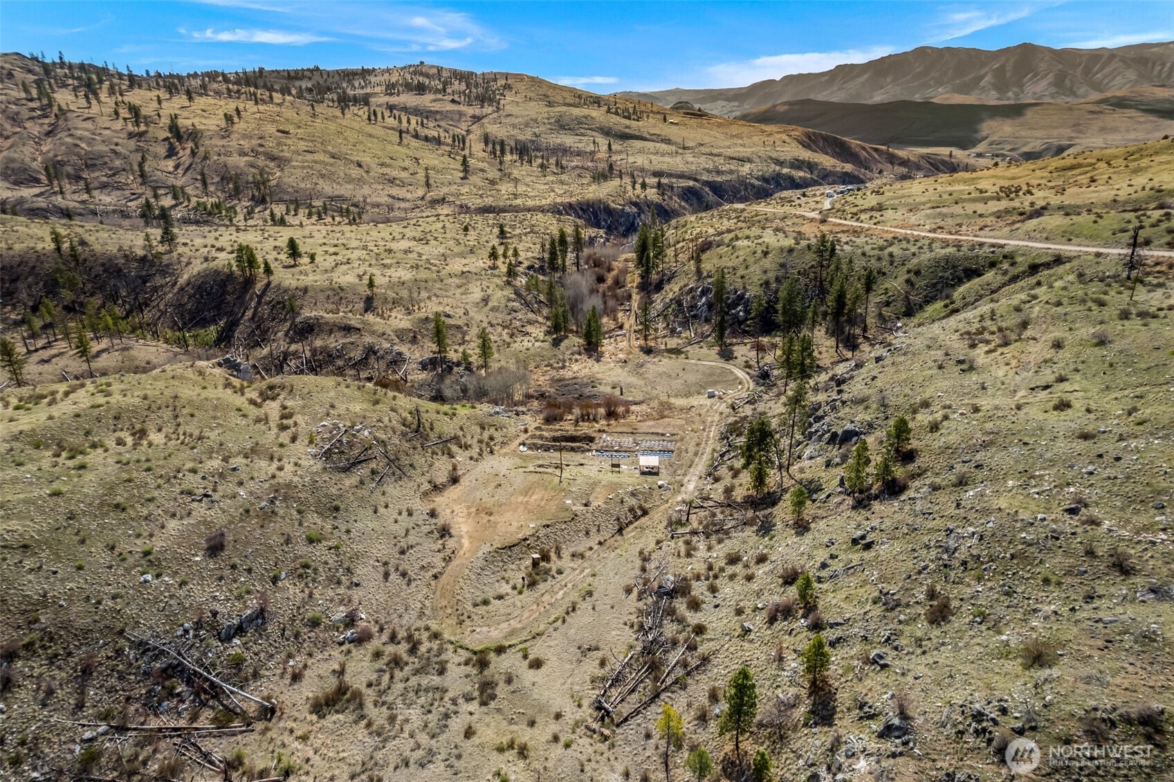 576 Indian Dan Canyon Road Brewster, WA 98812 - Photo 12 of 18 a view of sky view and mountain