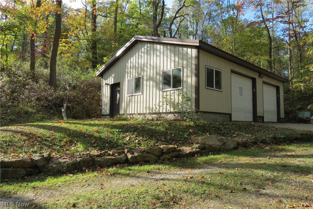76124 Early Road Kimbolton, OH 43749 - Photo 19 of 23 Detached garage
