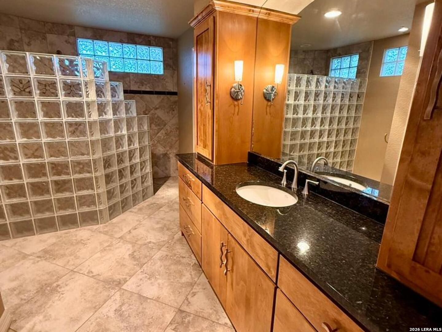 1923 Pebble Beach Road Lakehills, TX 78063 - Photo 17 of 41