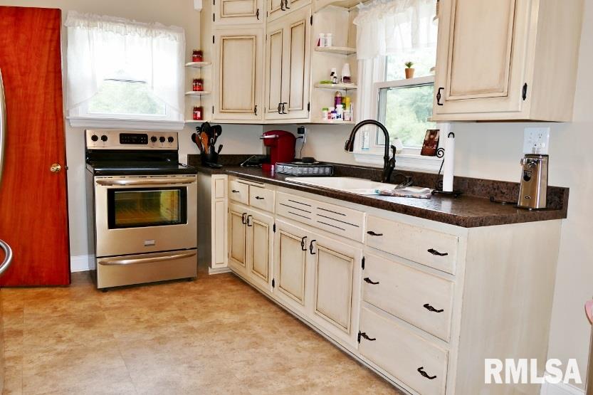 5221 West Monroe Road Peoria, IL 61607 - Photo 12 of 29 Gallery Image 12