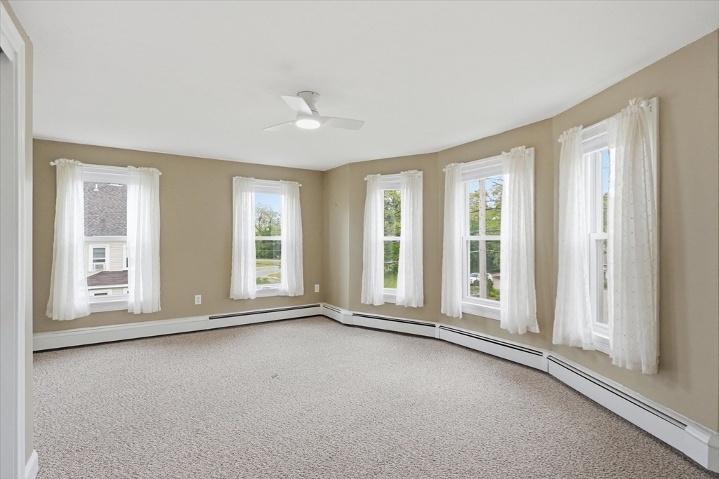 27 Haverhill Road, Unit B Amesbury, MA 01913 - Photo 24 of 36