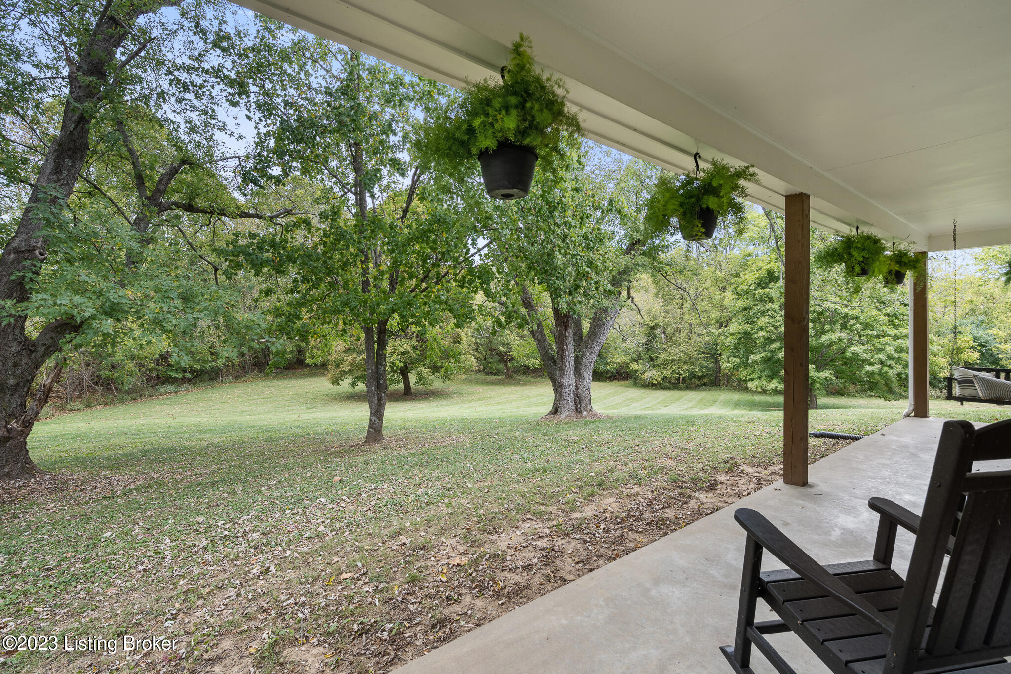 178 Hickory Ridge Road Waddy, KY 40076 - Photo 8 of 46 178 Hickory Ridge Rd-11