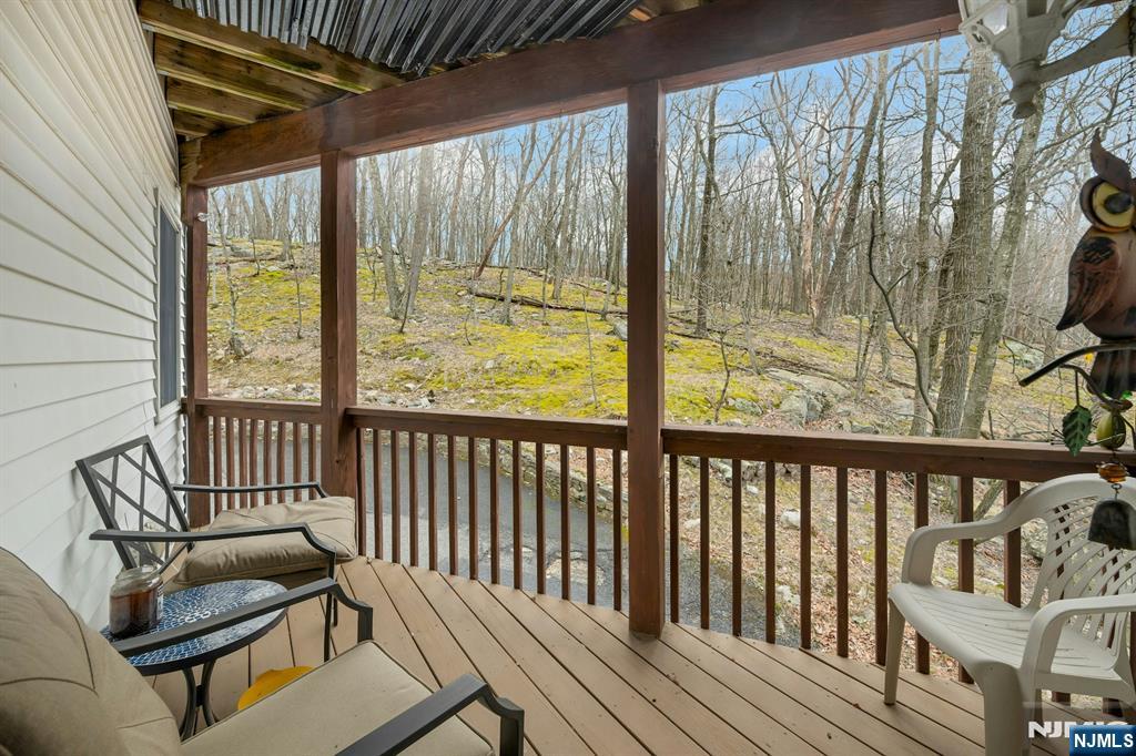 229 White Meadow Road Rockaway, NJ 07866 - Photo 8 of 49