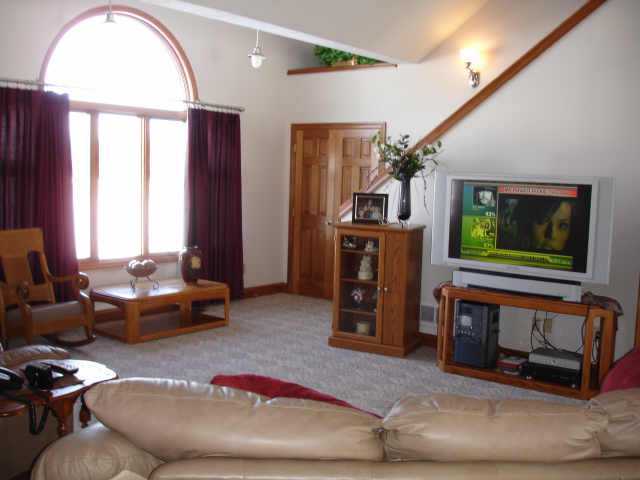 9505 Pringle-Benjamin Road London, OH 43140 - Photo 4 of 17 Gallery Image 4