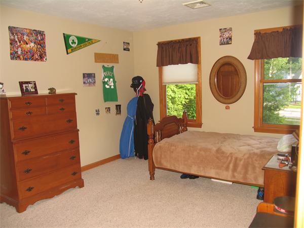 4 Field Pond Road Milford, MA 01757 - Photo 16 of 30 Gallery Image 16