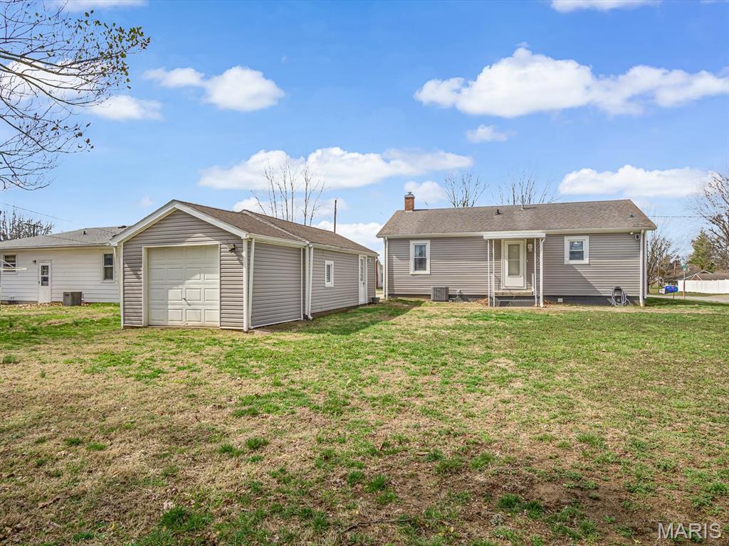 302 South East Street Pinckneyville, IL 62274 - Photo 15 of 15