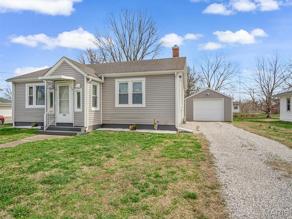 302 South East Street Pinckneyville, IL 62274 - Photo 3 of 15