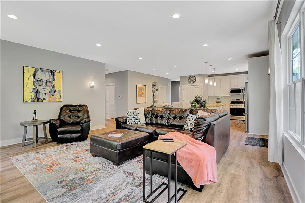 6460 Dover Road Indianapolis, IN 46220 - Photo 7 of 60 Gallery Image 7