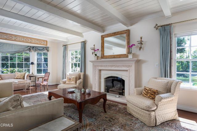 a view of livingroom with furniture and window