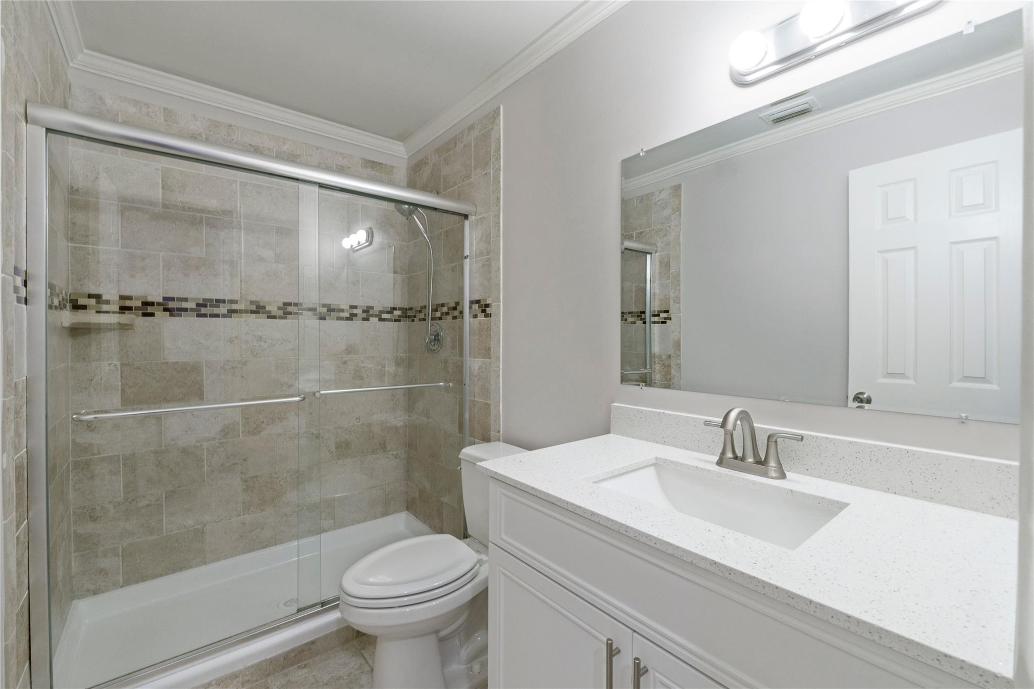 5410 Privet Place, Unit A Delray Beach, FL 33484 - Photo 15 of 20 Photo 16