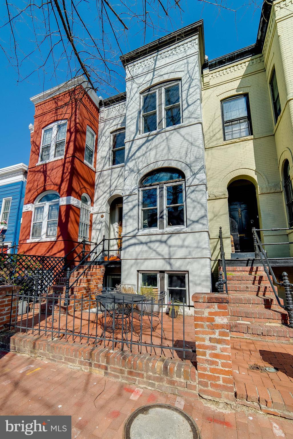 320 C Street Southeast Washington, DC 20003 - Photo 2 of 30 Exterior