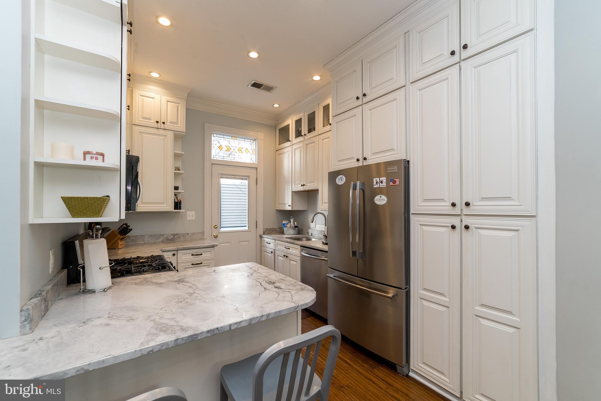 320 C Street Southeast Washington, DC 20003 - Photo 10 of 30 Kitchen
