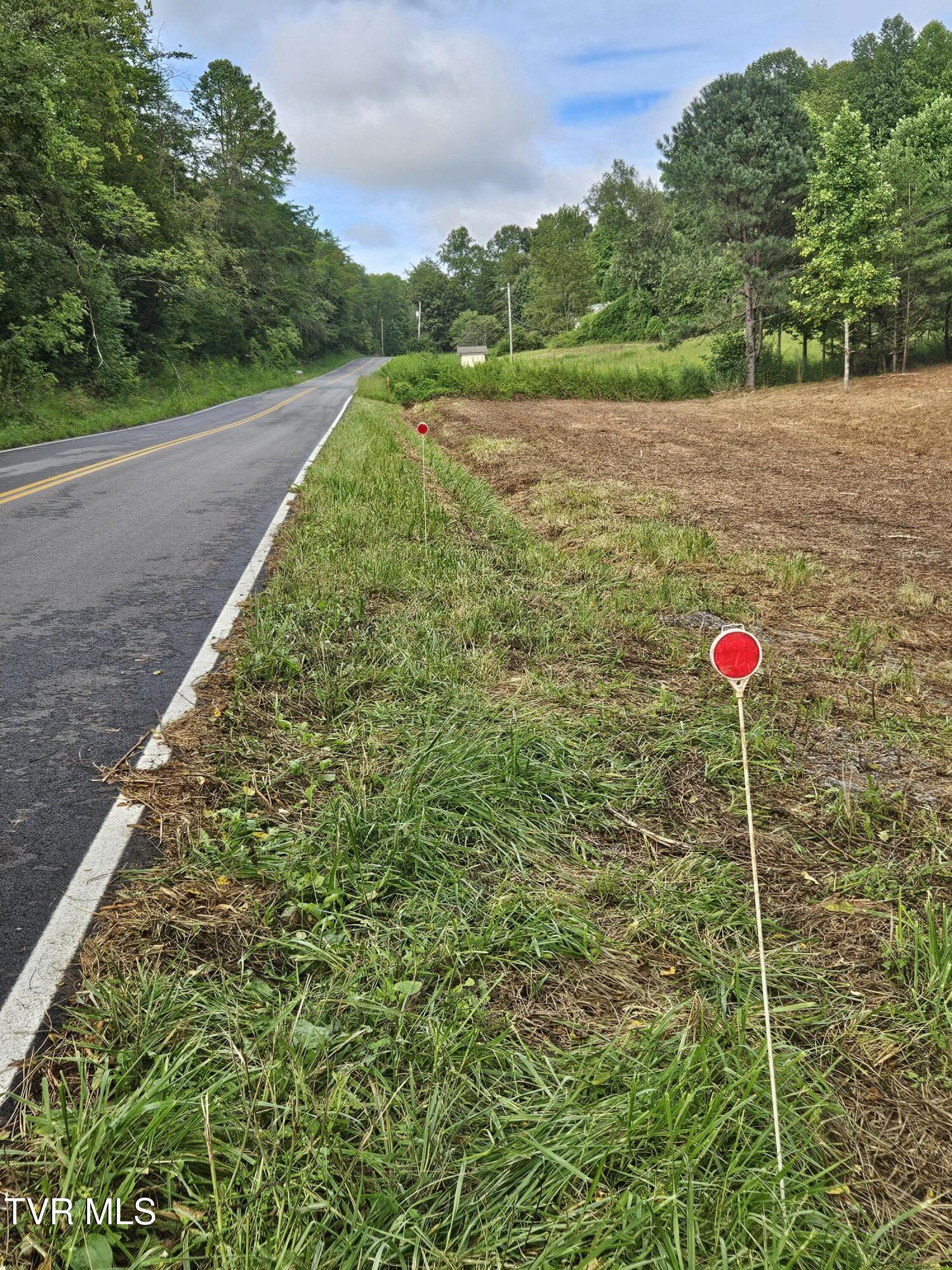 Tbd Caney Valley Road, Unit 1 Surgoinsville, TN 37873 - Photo 5 of 18 Driveway marker