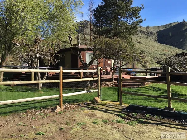 $260,000 | 71 Chinook Drive, Shoup, ID 83469