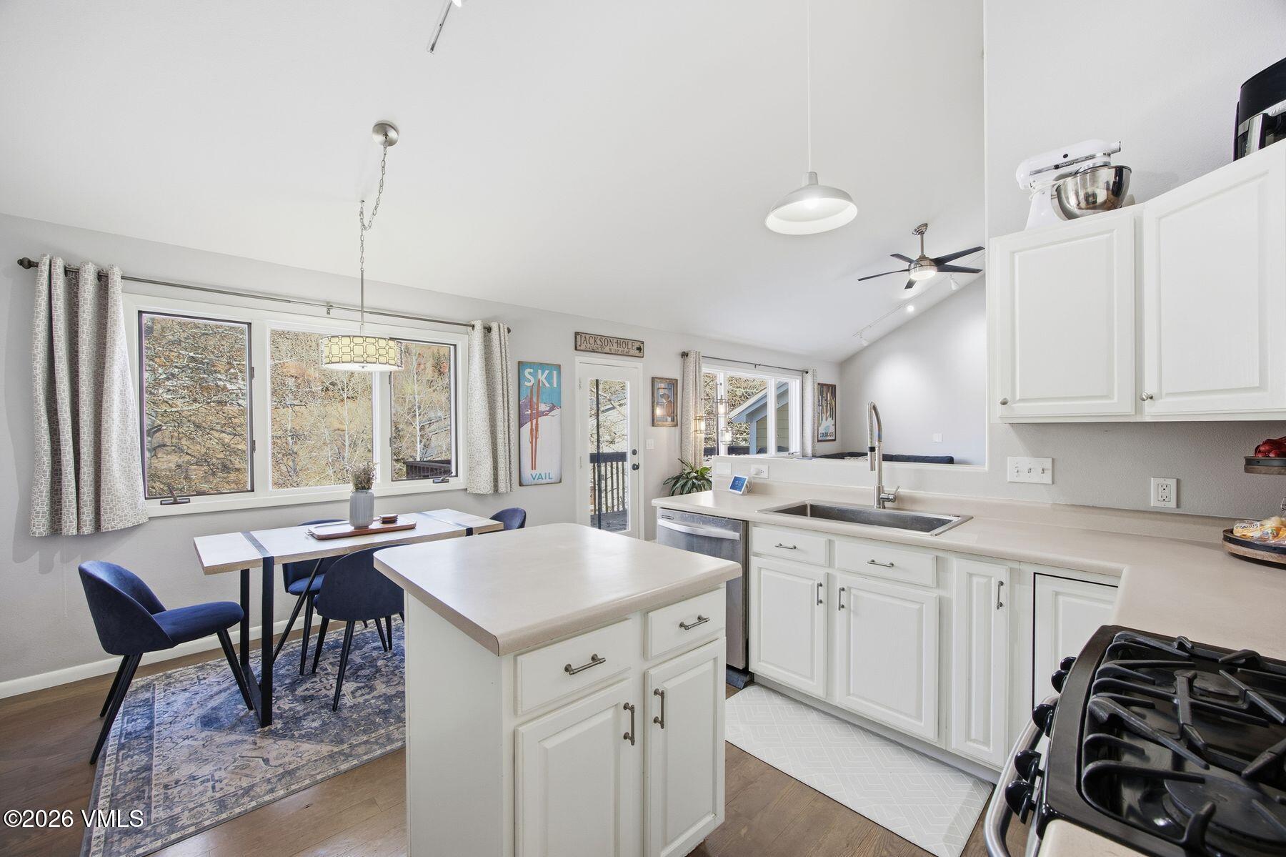 2424 Draw Spur, Unit 3 Avon, CO 81620 - Photo 7 of 31 photo_online_007