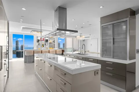 $4,295,000 | 3301 Northeast 183rd Street, Unit 3105/06, Aventura, FL 33160