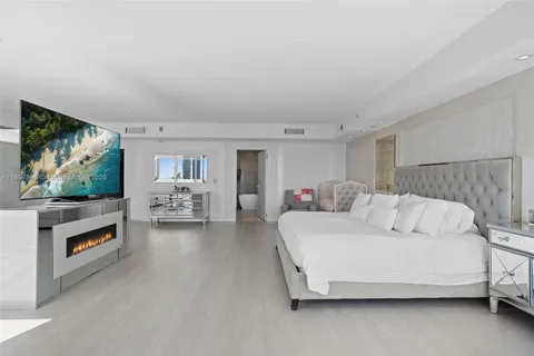 $4,295,000 | 3301 Northeast 183rd Street, Unit 3105/06, Aventura, FL 33160