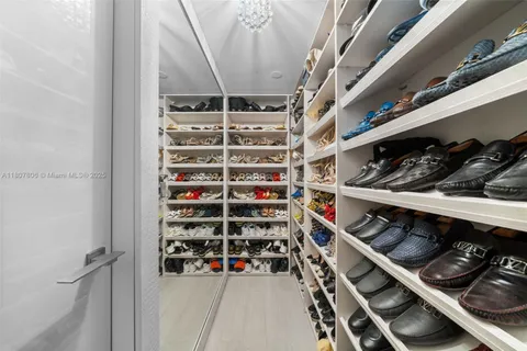 $4,295,000 | 3301 Northeast 183rd Street, Unit 3105/06, Aventura, FL 33160