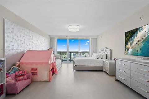 $4,295,000 | 3301 Northeast 183rd Street, Unit 3105/06, Aventura, FL 33160