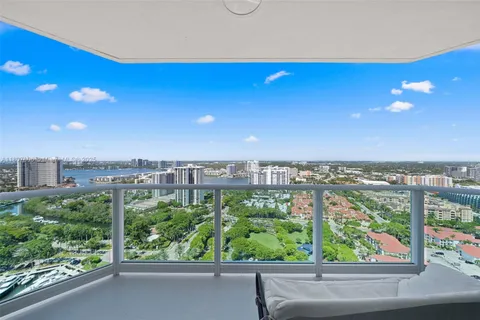 $4,295,000 | 3301 Northeast 183rd Street, Unit 3105/06, Aventura, FL 33160