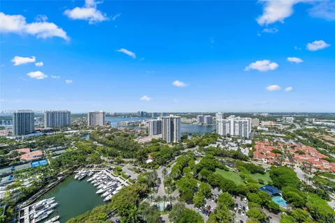 $4,295,000 | 3301 Northeast 183rd Street, Unit 3105/06, Aventura, FL 33160