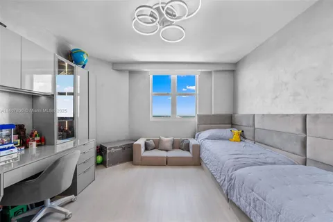 $4,295,000 | 3301 Northeast 183rd Street, Unit 3105/06, Aventura, FL 33160