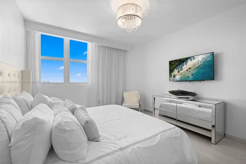 $4,295,000 | 3301 Northeast 183rd Street, Unit 3105/06, Aventura, FL 33160