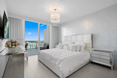 $4,295,000 | 3301 Northeast 183rd Street, Unit 3105/06, Aventura, FL 33160