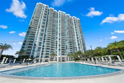 $4,295,000 | 3301 Northeast 183rd Street, Unit 3105/06, Aventura, FL 33160
