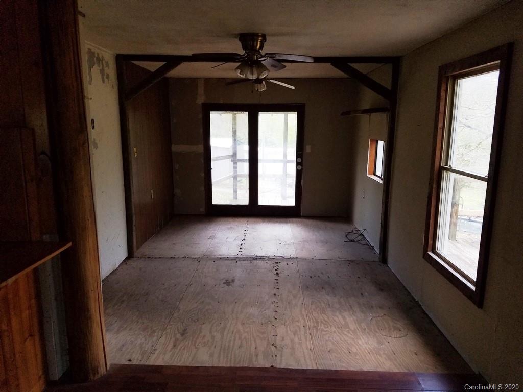 135 Carpenter Branch Road Maggie Valley, NC 28751 - Photo 7 of 9 Gallery Image 7