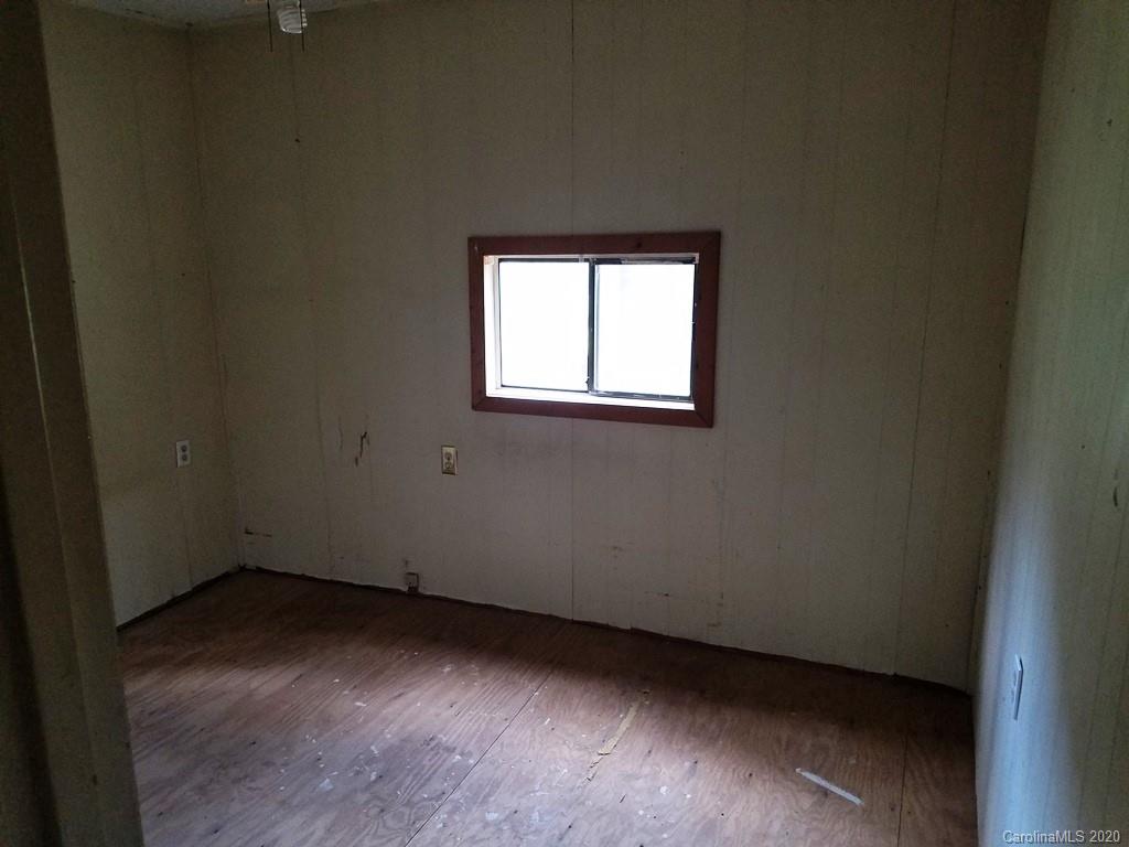135 Carpenter Branch Road Maggie Valley, NC 28751 - Photo 8 of 9 Gallery Image 8