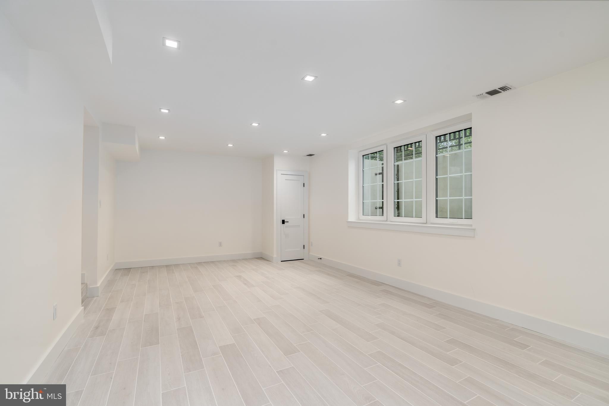 3903 Legation Street Northwest Washington, DC 20015 - Photo 45 of 55