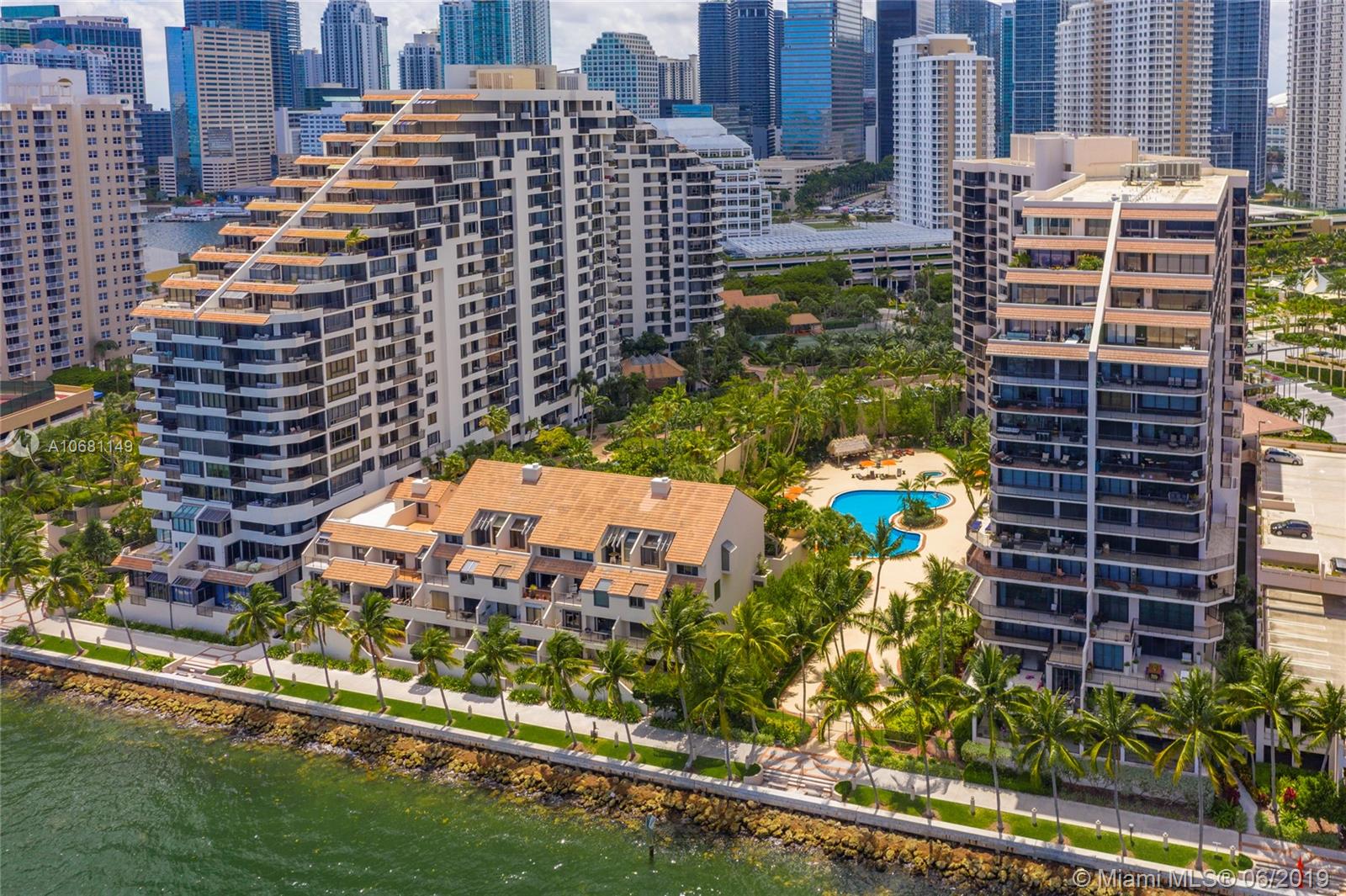 520 Brickell Key Drive, Unit ABH45 Miami, FL 33131 - Photo 23 of 27