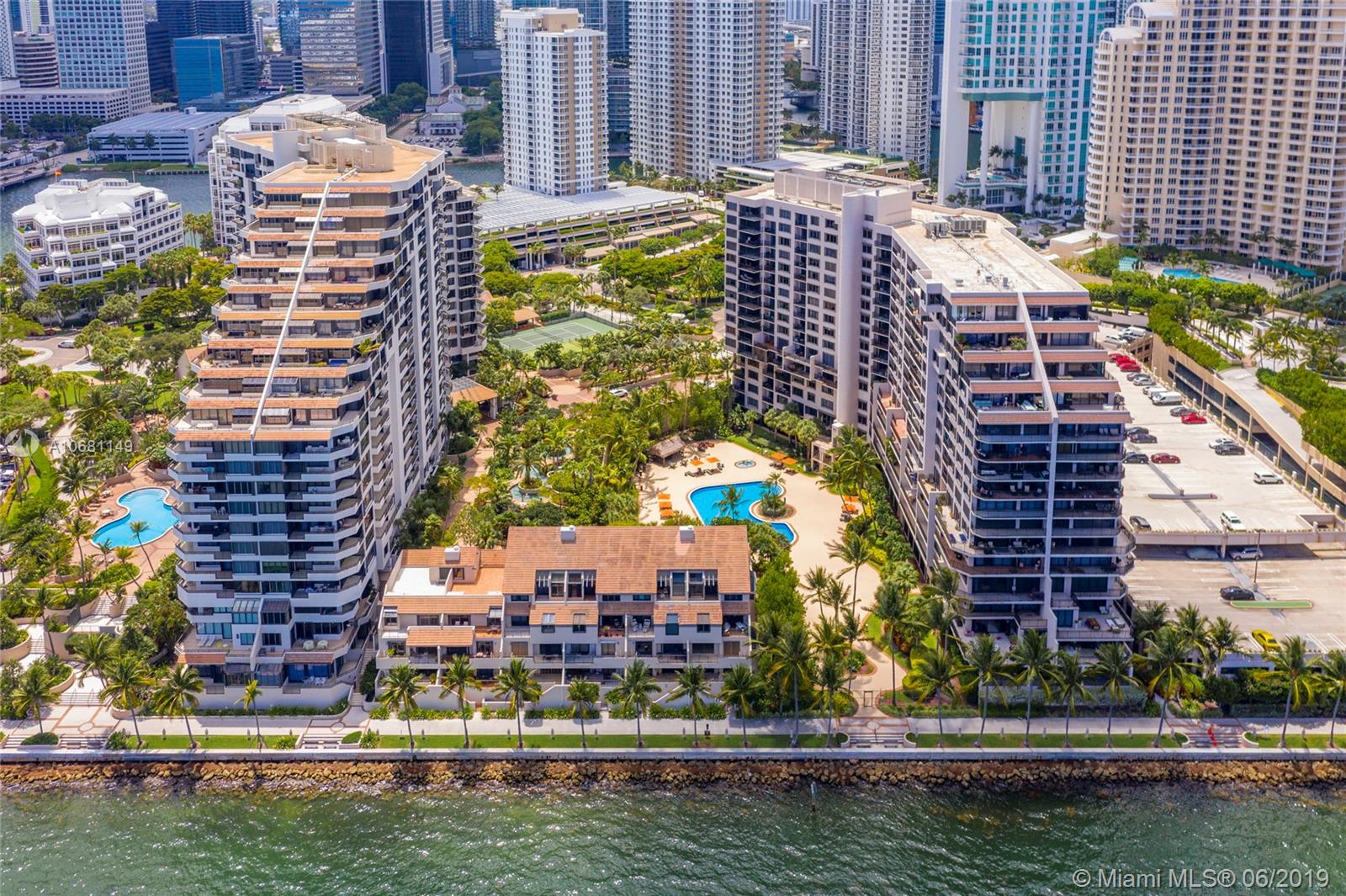 520 Brickell Key Drive, Unit ABH45 Miami, FL 33131 - Photo 4 of 27