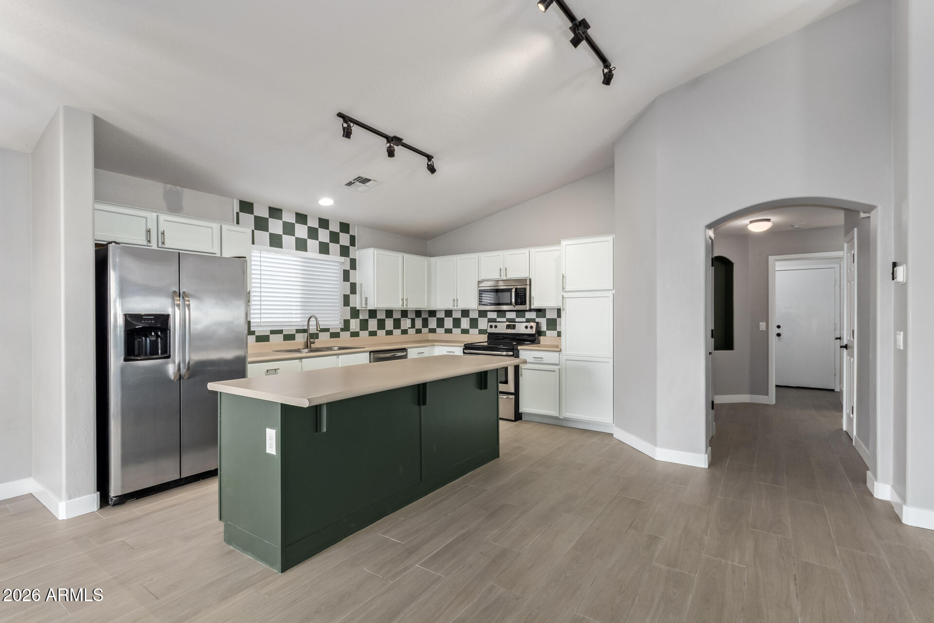 17854 West Redfield Road Surprise, AZ 85388 - Photo 13 of 43 16 - Redfield