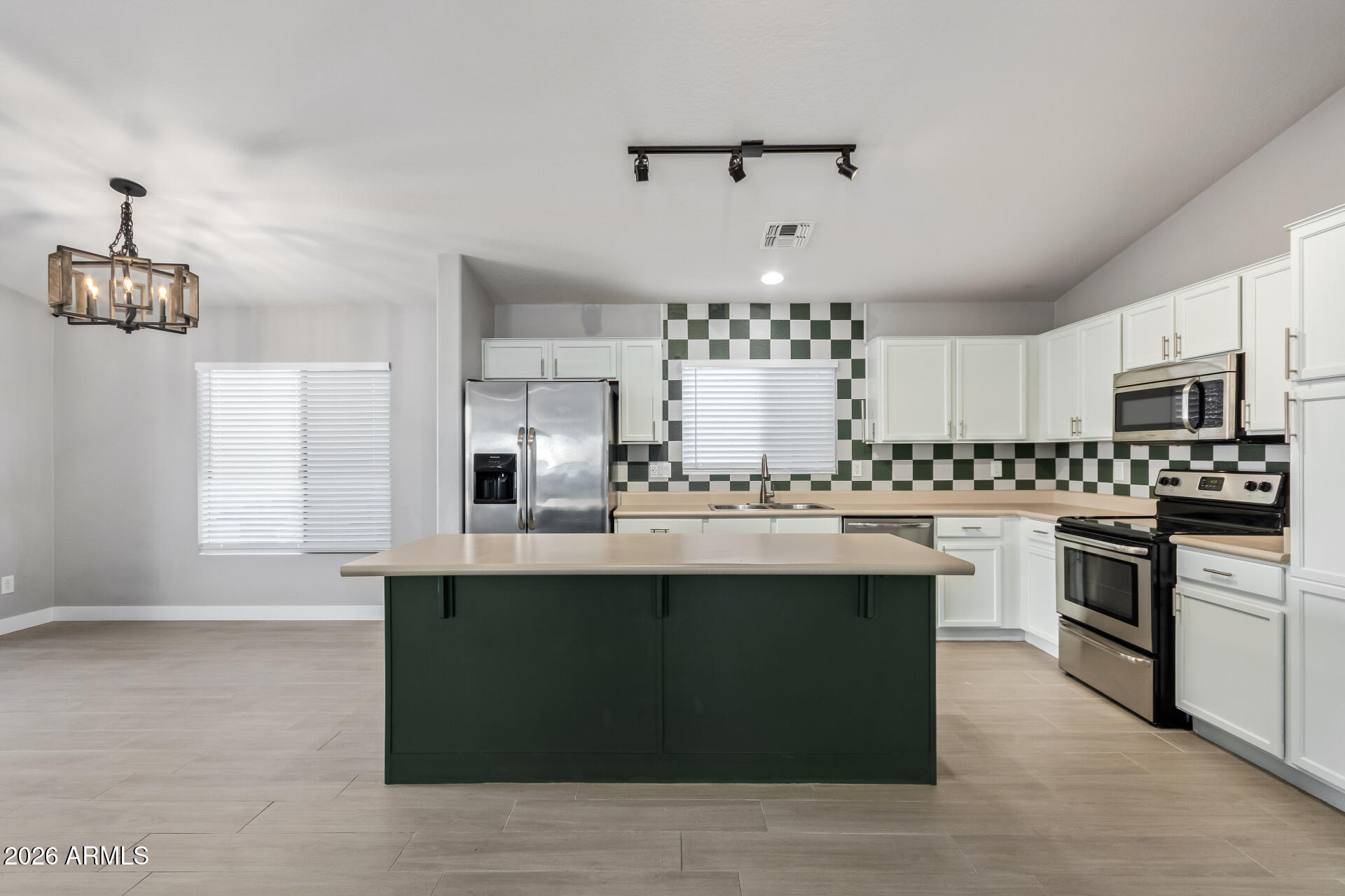 17854 West Redfield Road Surprise, AZ 85388 - Photo 16 of 43 19 - Redfield